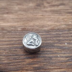 Guardian angel charm‎